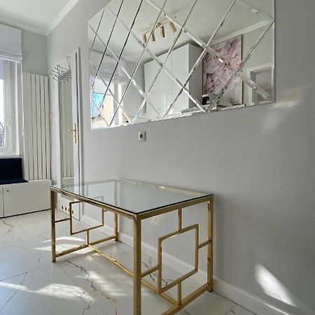 סופוט Glamour Apartment Przy Plazy, Z Parkingiem Prywatnym מראה חיצוני תמונה