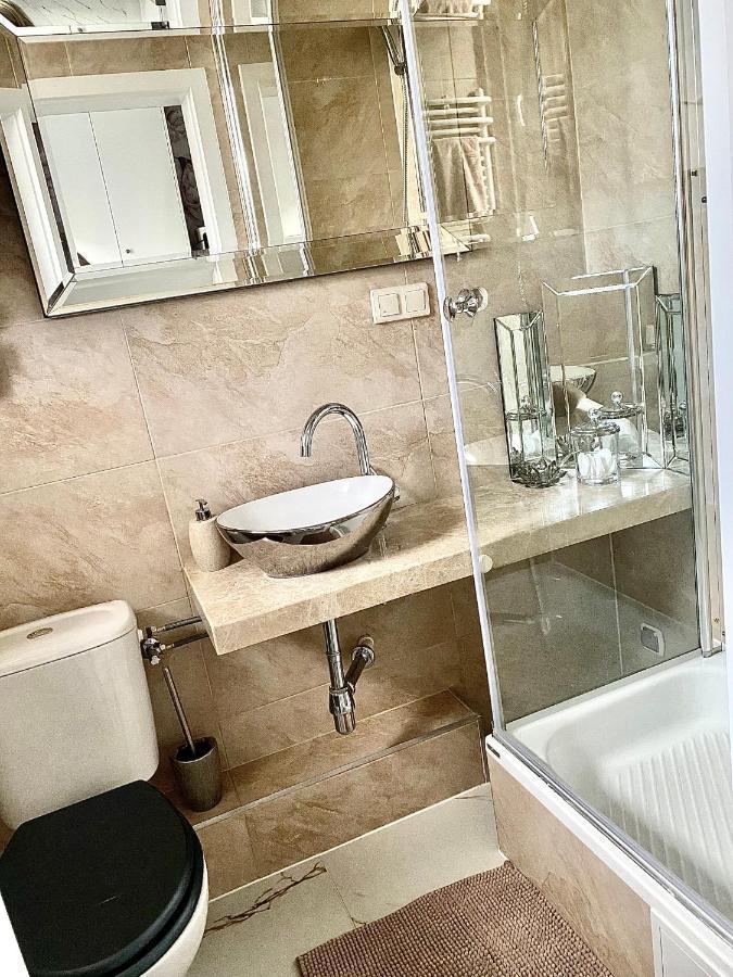 סופוט Glamour Apartment Przy Plazy, Z Parkingiem Prywatnym מראה חיצוני תמונה