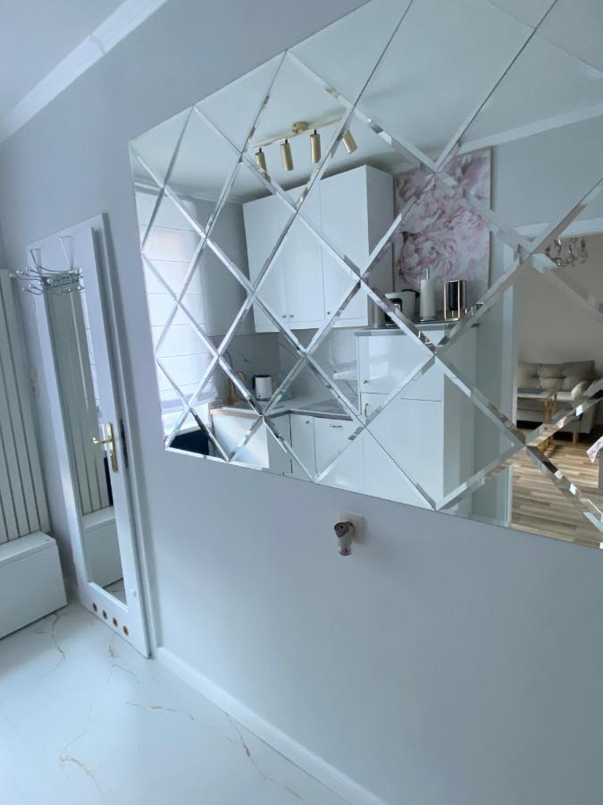 סופוט Glamour Apartment Przy Plazy, Z Parkingiem Prywatnym מראה חיצוני תמונה