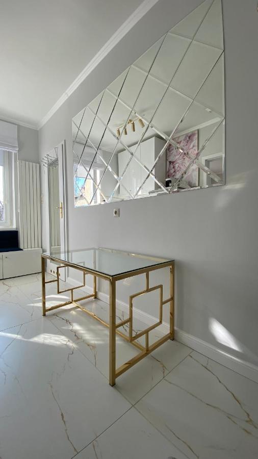 סופוט Glamour Apartment Przy Plazy, Z Parkingiem Prywatnym מראה חיצוני תמונה